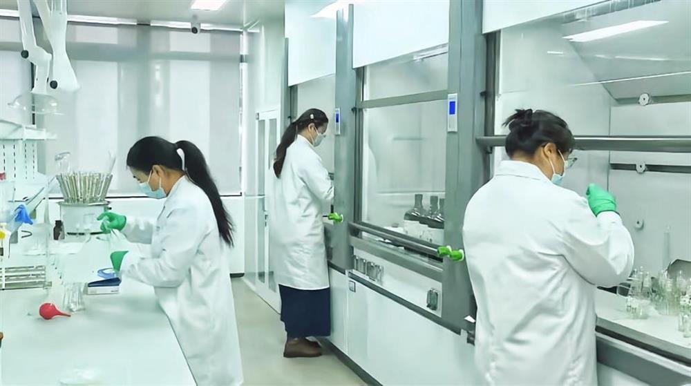 快落地、快建設(shè)、快投產(chǎn)、快達(dá)效！ 產(chǎn)發(fā)健康醫(yī)藥產(chǎn)業(yè)谷一期交付并投入試產(chǎn)